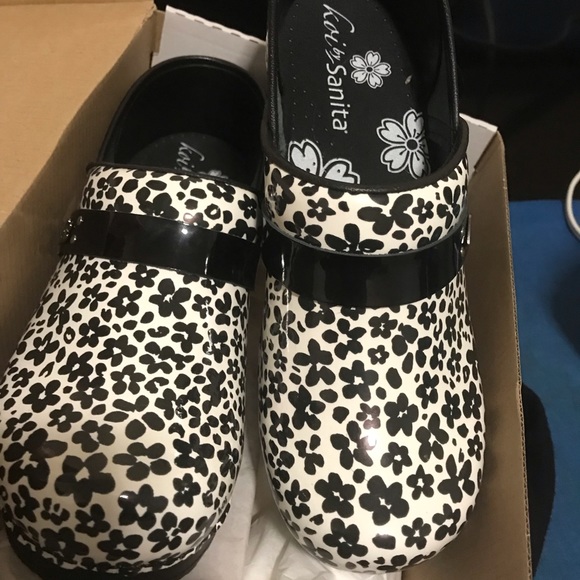 koi Shoes Koi Nursing Shoes Poshmark